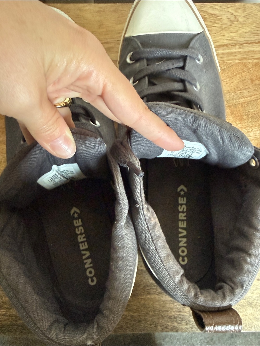 Converse Men’s Gray High-Top Canvas Sneakers with White Toe Cap - Picture 8 of 8